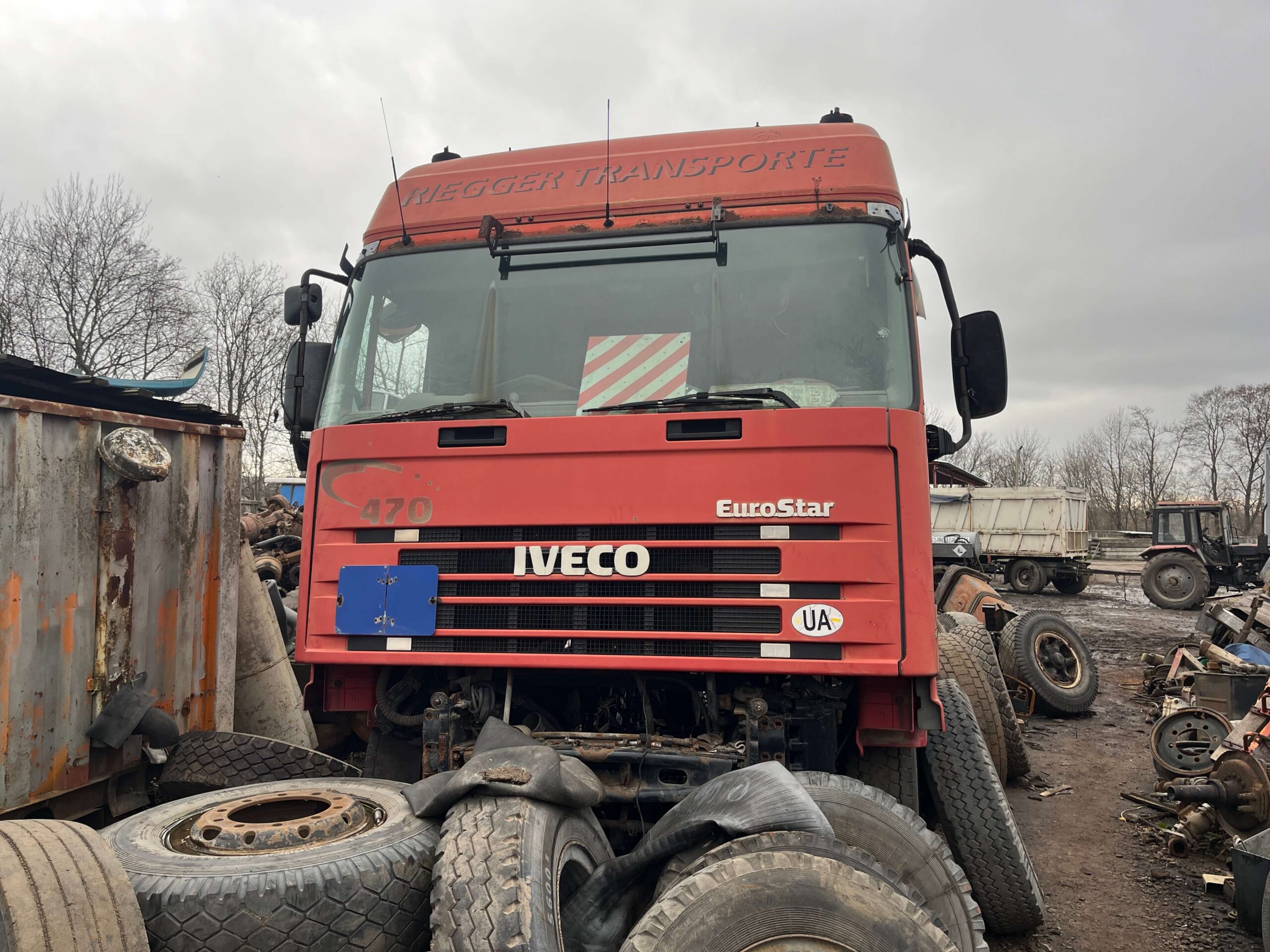 Авторазборка вантажівок — запчастини для вантажних автомобілів